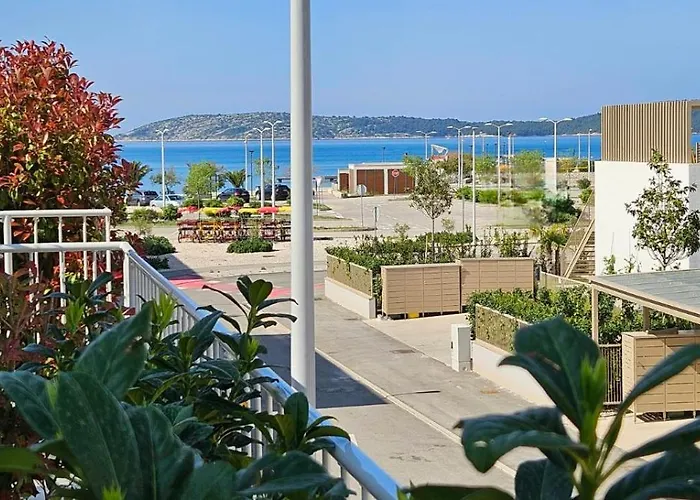 Nocturno Appartement Brodarica (Sibenik-Knin)