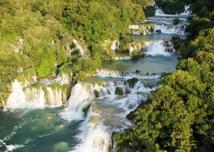 Nocturno * Brodarica (Sibenik-Knin)